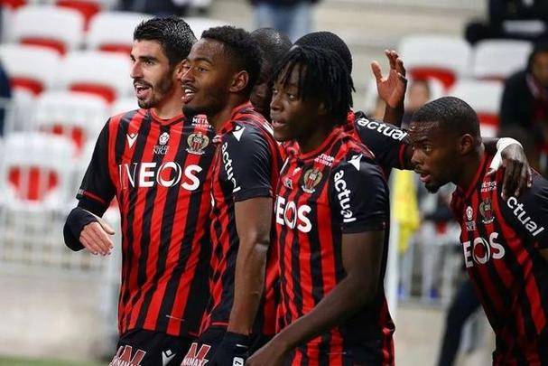 APP下载 LY Sports-法甲战术多样化，精彩传球成主旋律，比赛引爆热情的简单介绍