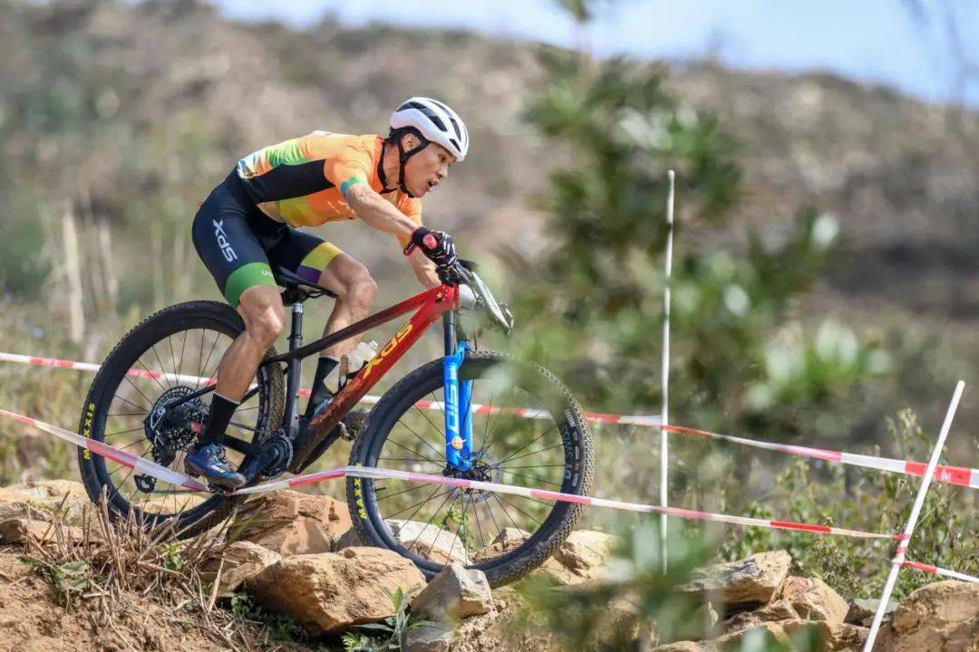 Leyu Sport下载-山地探险穿越赛，享受自然极限乐趣