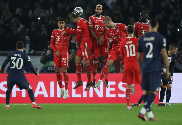 乐鱼vip-包含德甲创新战术层出不穷，精彩场面层见叠出的词条