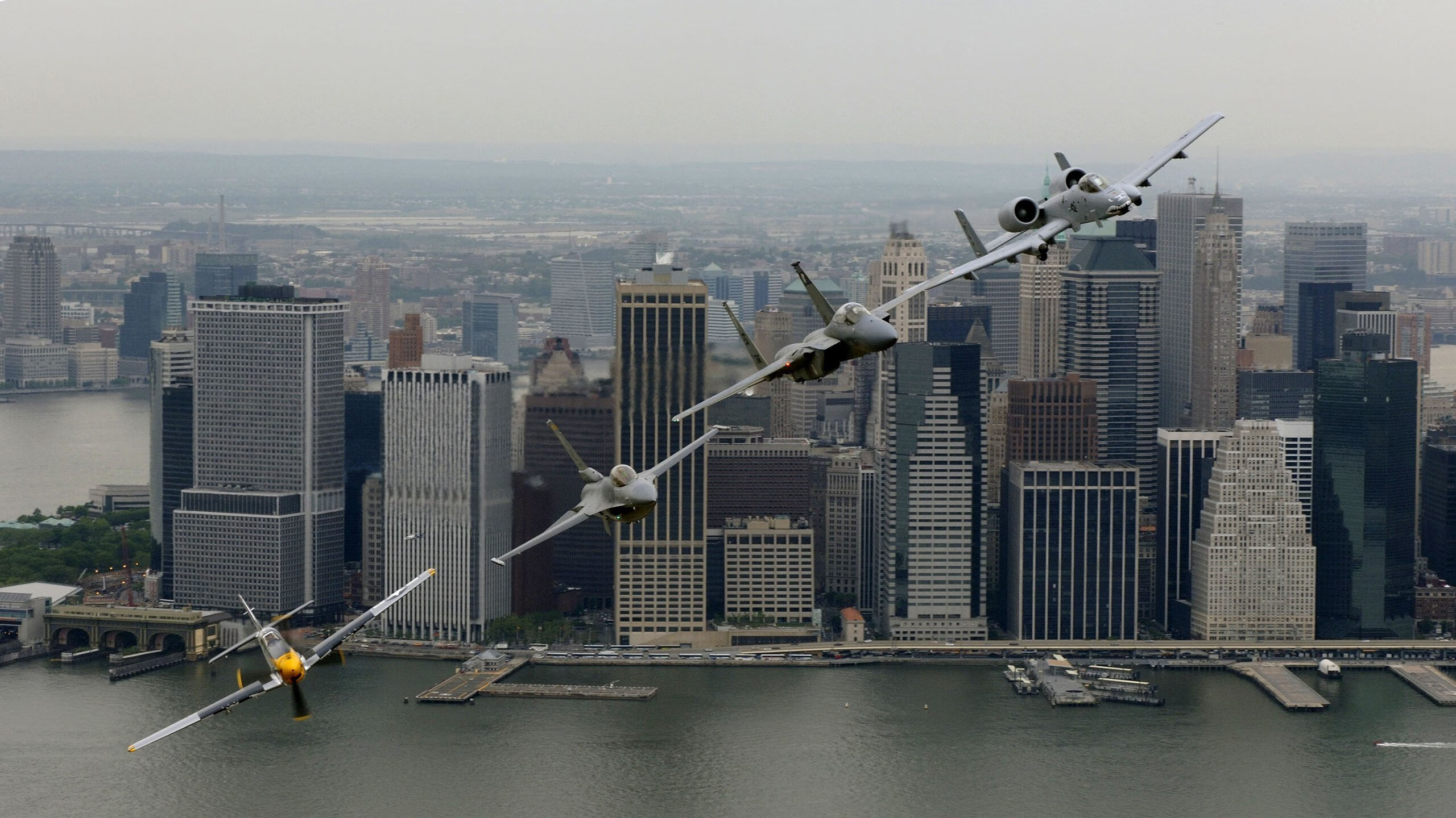 乐鱼电竞-“意甲新秀连续破门，闪耀赛场赢得关注”，意甲新球衣