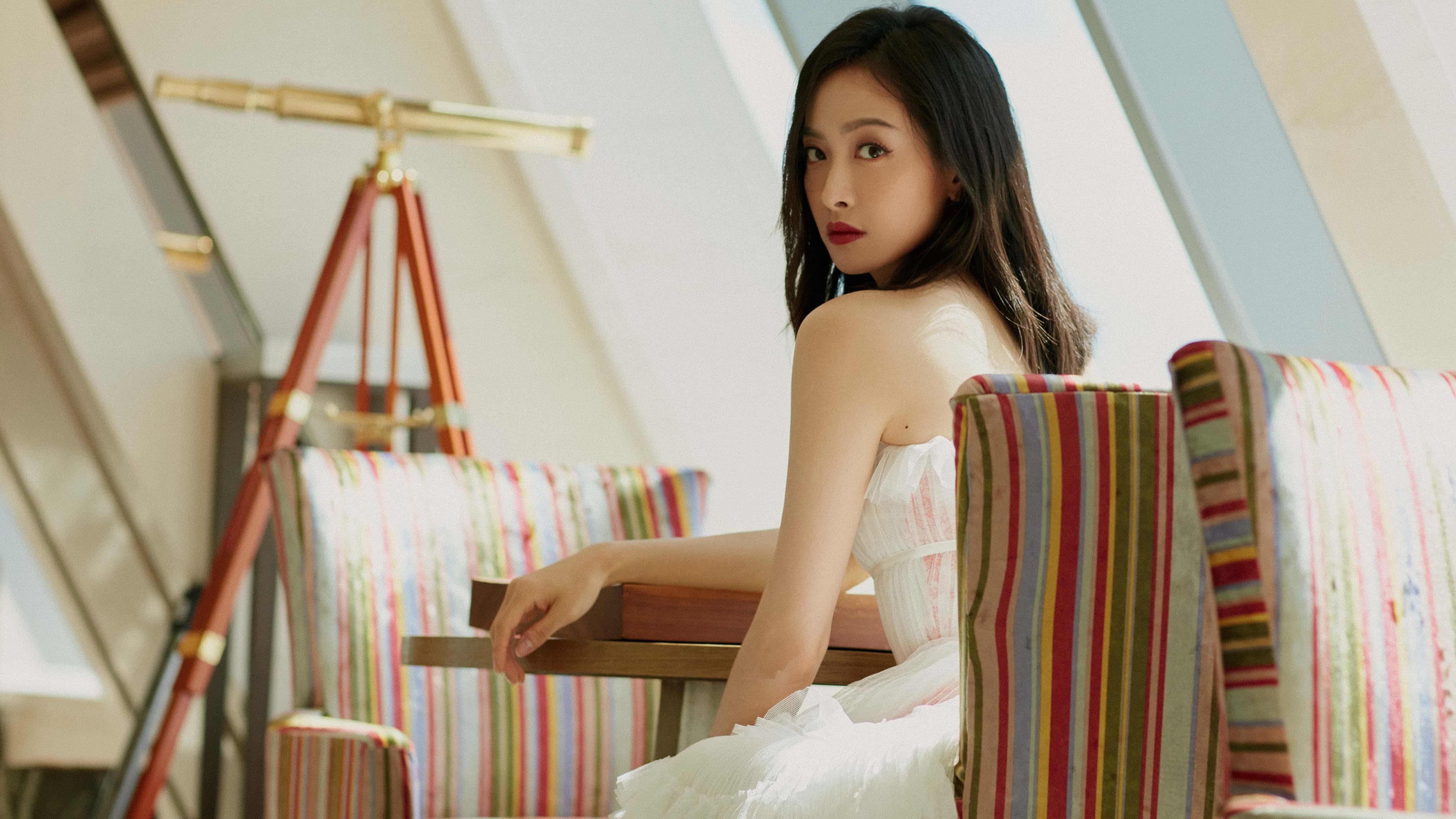 LEYU乐鱼体育官方网站-【逆境中的智慧】逆转赛中的战术布局分析，逆转比赛