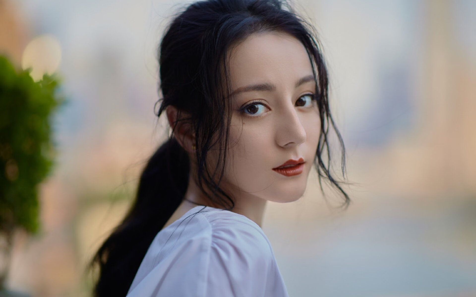 球场“铁血防线”——挡住一切进攻的最强堡垒,铁血防守vs极致进攻