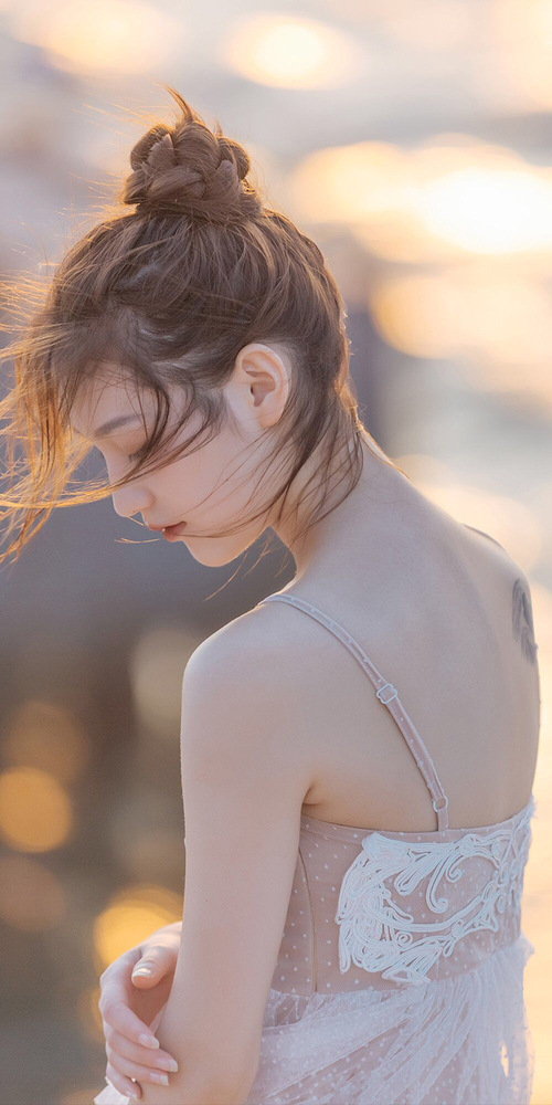 开拓者主场遭爵士连胜，米切尔分大杀四方，开拓者米勒时刻